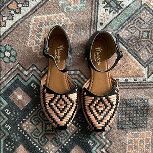 Women's Black and Tan Shoes